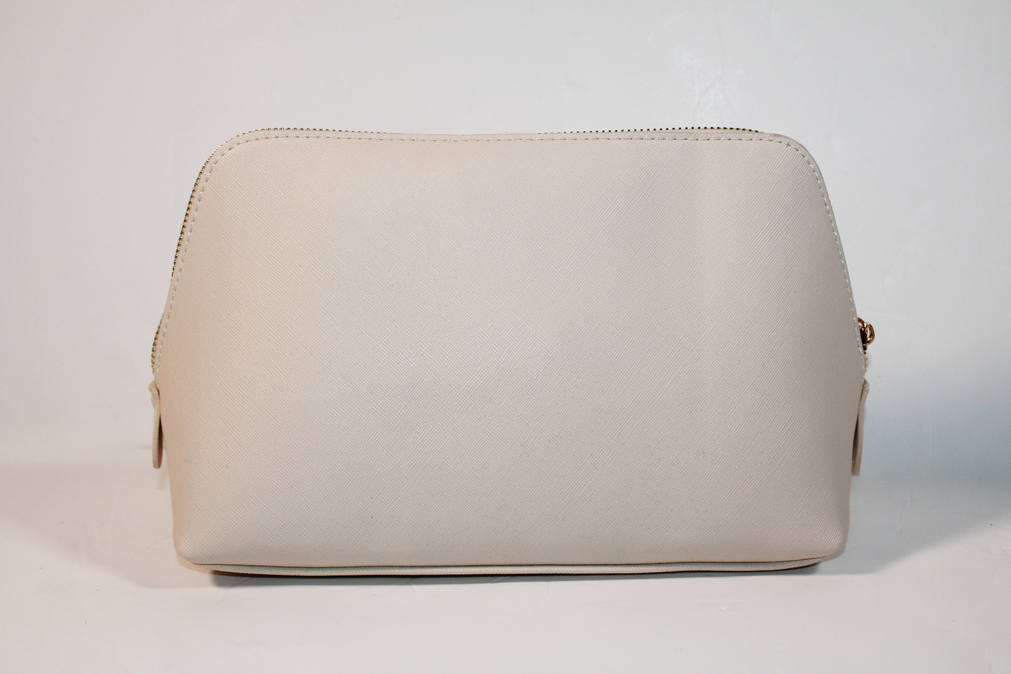 Oyster makeup bag