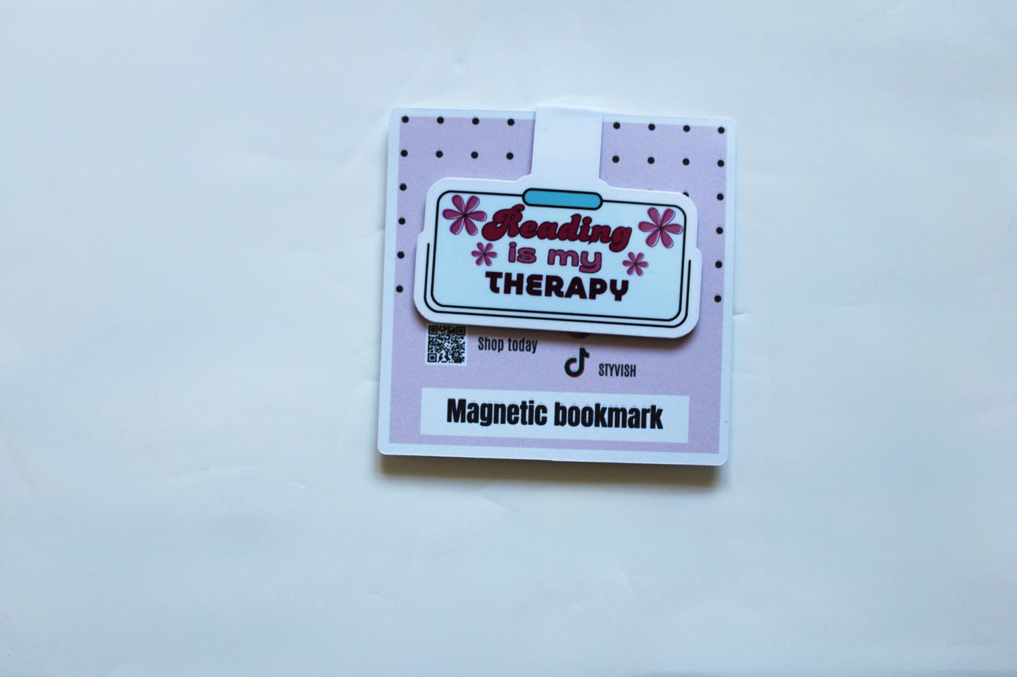 'Reading is my therapy ' magnetic bookmark