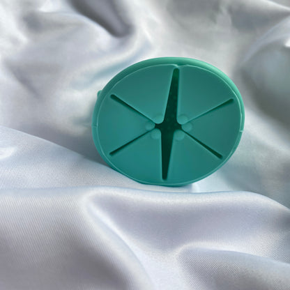 Silicone vinyl weeding scrap collector